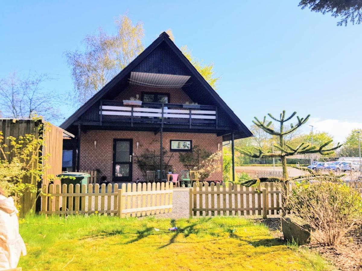 5 Minute Walk To Lego House-2 Bedrooms With Balcony Garden View.Loft Floor Billund  Kültér fotó